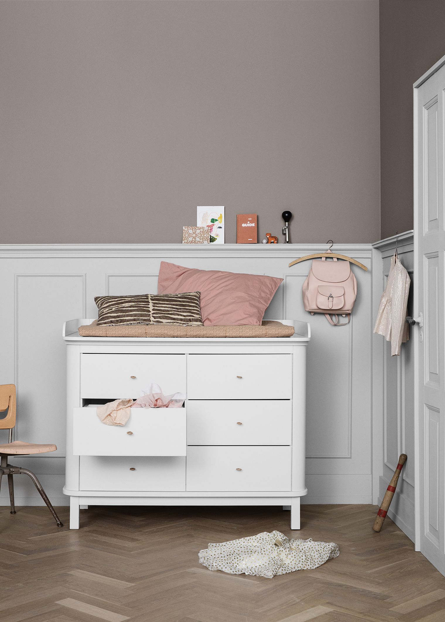 Oliver Furniture changing table