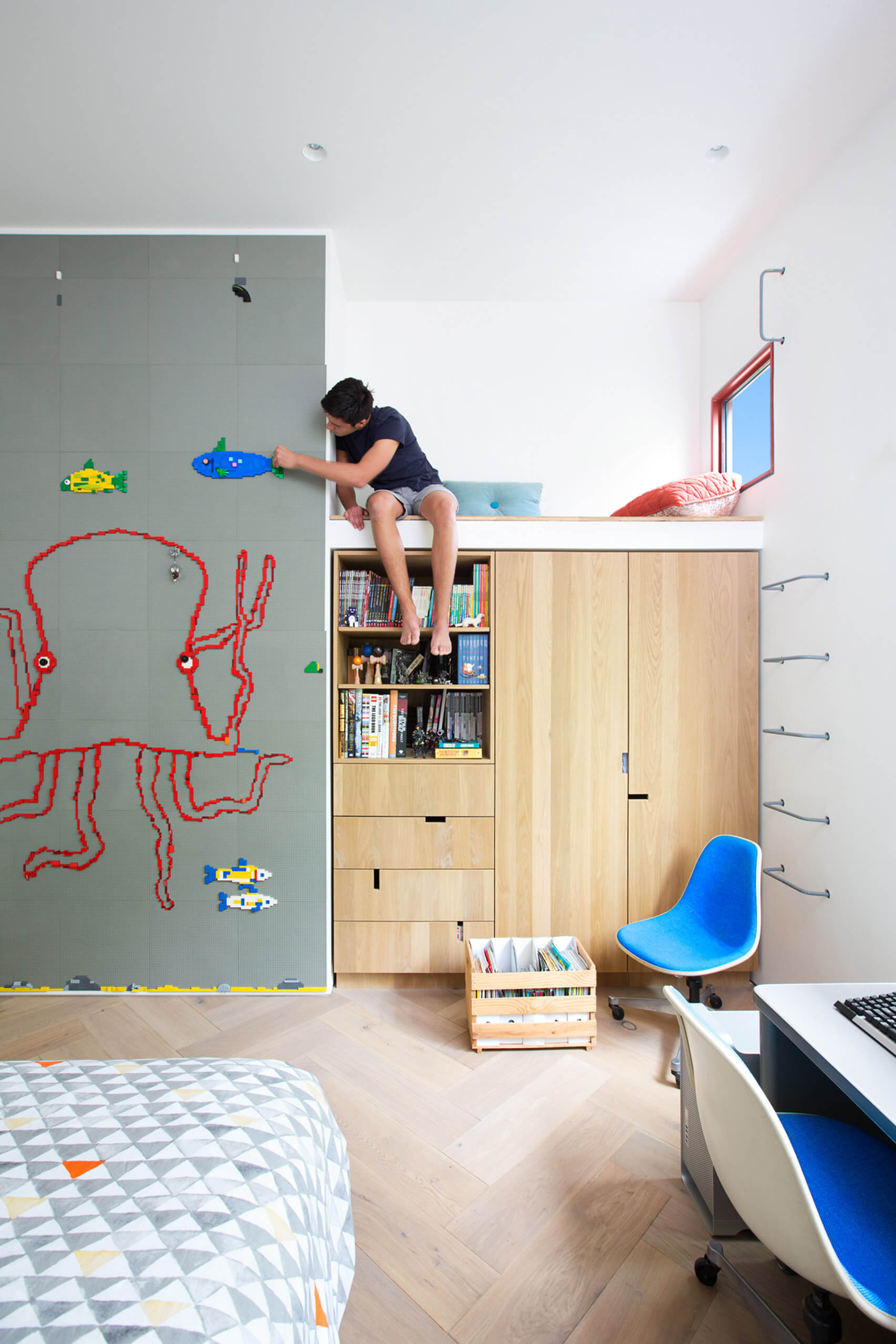 colour-block-walls-kids-room